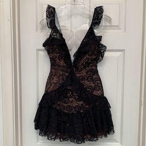 For LOVE & Limons sexy